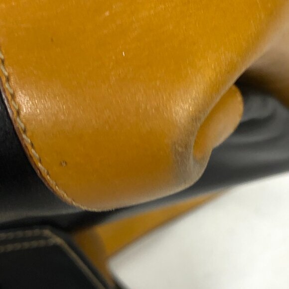Mark Cross Italian Leather Shoulder Bag - Picture 6 of 11